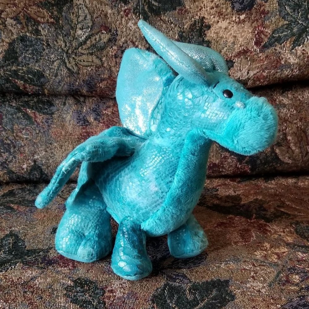 Green dragon with horns, M, soft toy, realistic looking collectible, by Gund